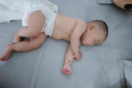 巴彦淖尔宝宝短发型女